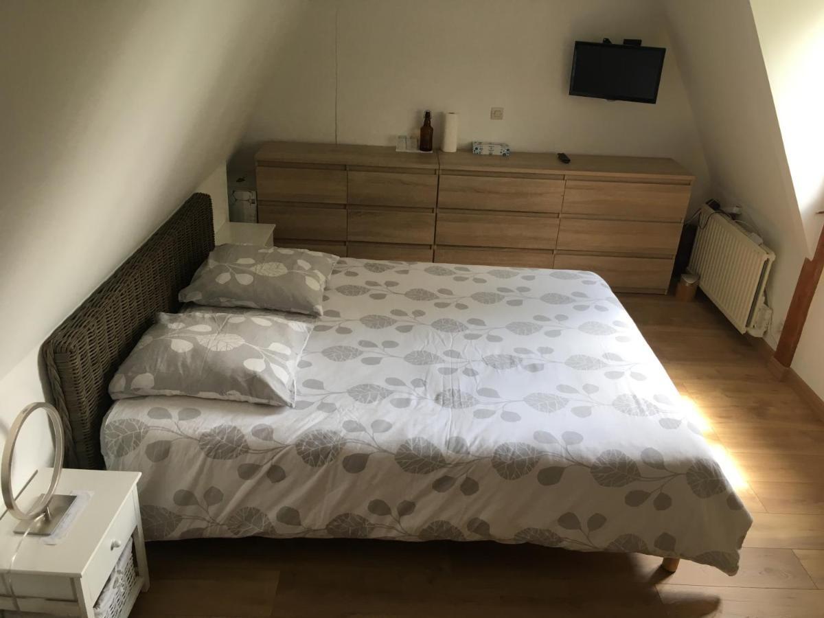 Charmante Chambre Privee Dans Veritable Maison Normande - Check In Tardif Ou Late Ok Sainte-Croix-sur-Aizier 外观 照片